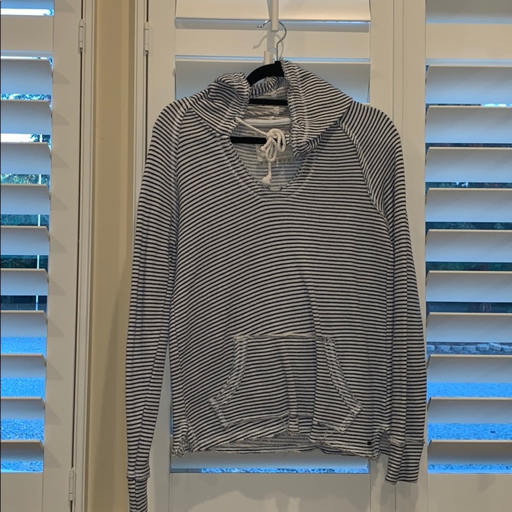 O’Neill sweater with hood